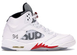 2 pairs Supreme x Air Jordan 5 Retro 'Negras'and also white Supreme